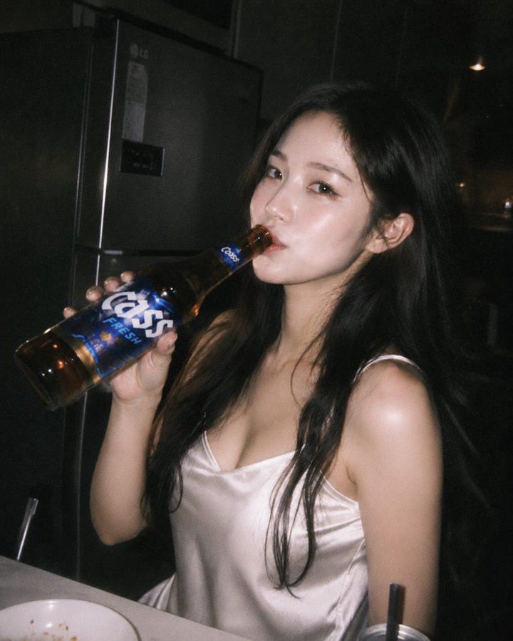 韩系夜厨美妇啤酒抓拍大片