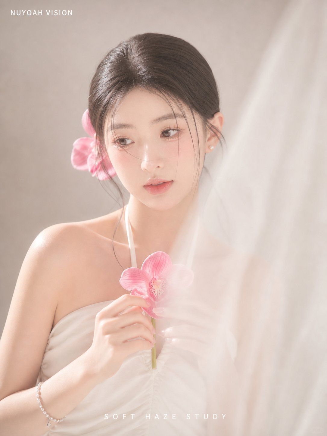 柔雾兰花影棚肖像